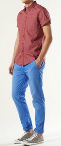 bright skinny pants red shirt